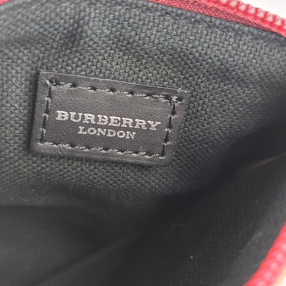 Burberry London Check Coated Canvas Wallet - Picture 8 of 9